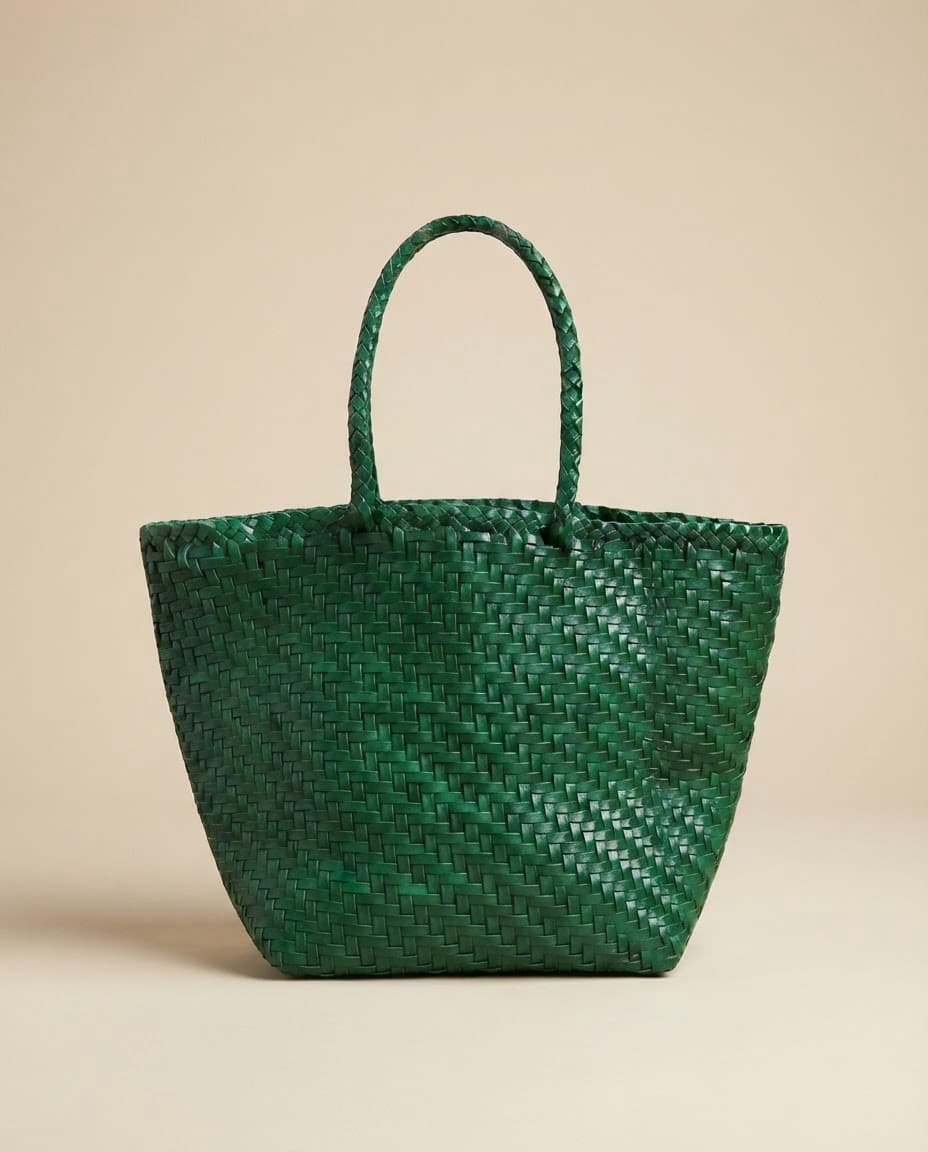 Crossbody in Green — Full-grain leather